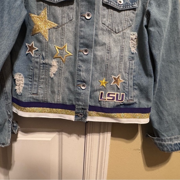 LSU Tigers Denim Jean Jacket Long Sleeve Button Down Gameday Women Sz M - Picture 3 of 14